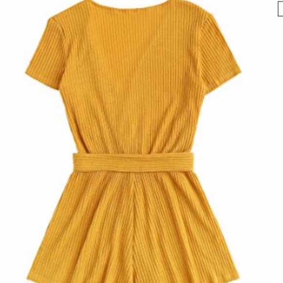 Mustard yellow color ripped romper - Picture 2 of 2